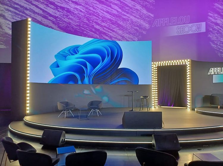 alquiler de mobiliario para evento corporativo